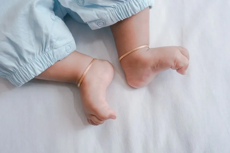 Un bijou pour la vie : choisir le talisman qui accompagne chaque âge d'une femme